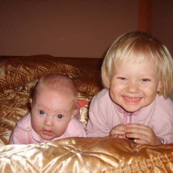 Hania i Karolinka 